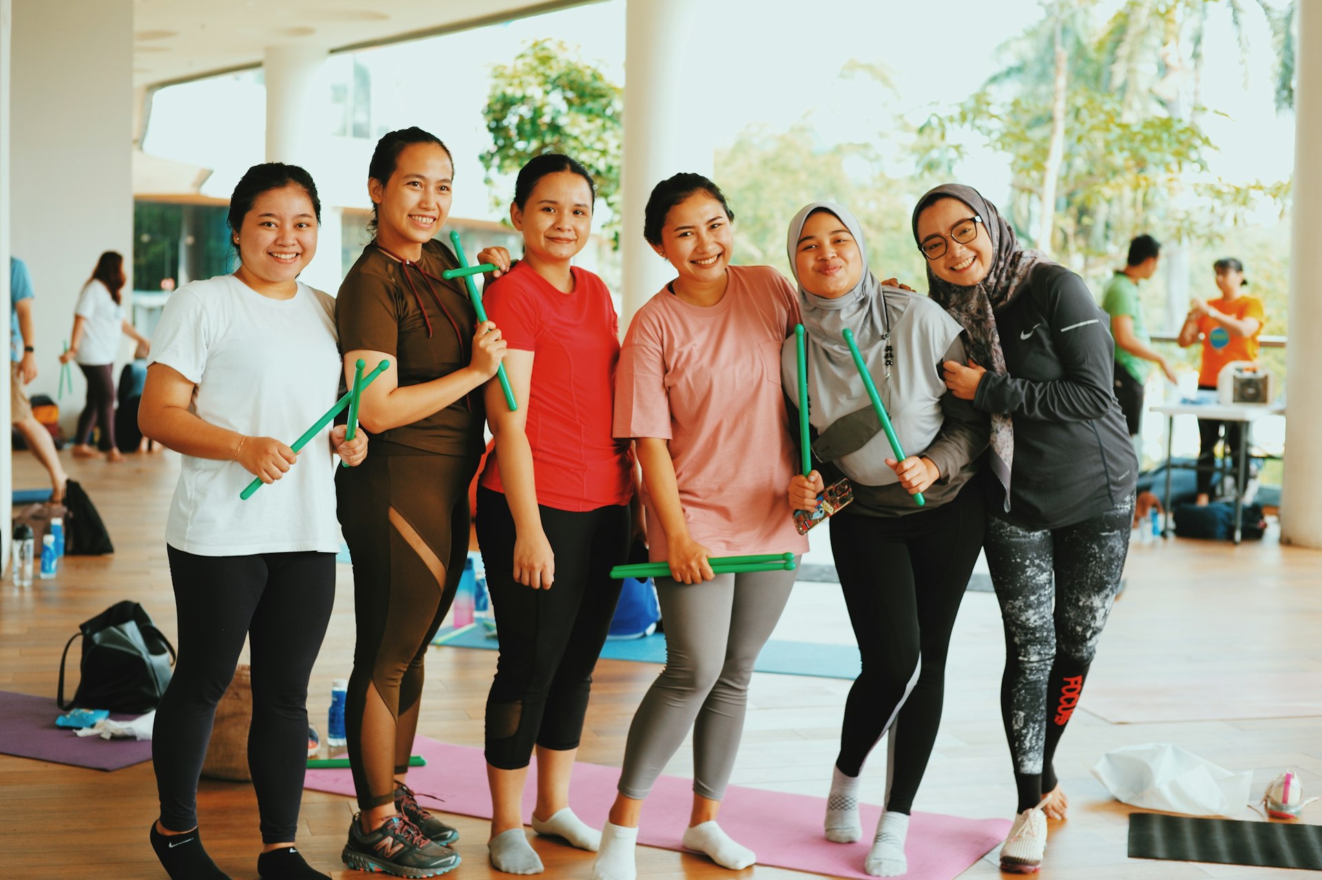 How Volunteering Enhances Lifestyle Wellness: Health, Purpose, and Connection